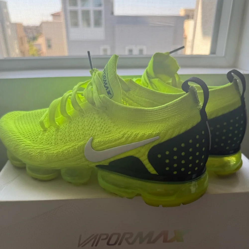 Rare Nike Air Vapor Max Flyknit 2 Volt Aka “Highlighters”🔥🔥🔥🔥🔥🔥 - Picture 9 of 15